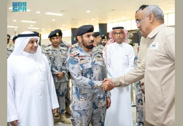 حرس الحدود يستقبل آخر دفعة من حجاج السودان في ميناء جدة الإسلامي حرس الحدود يستقبل آخر دفعة من حجاج السودان في ميناء جدة الإسلامي