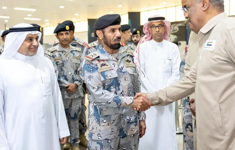 حرس الحدود يستقبل آخر مجموعة من الحجاج القادمين من السودان عبر ميناء جدة الإسلامي حرس الحدود يستقبل آخر مجموعة من الحجاج القادمين من السودان عبر ميناء جدة الإسلامي