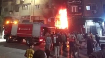 حريق هائل يدمر مخزن زينة حفلات في كرداسة بالجيزة
