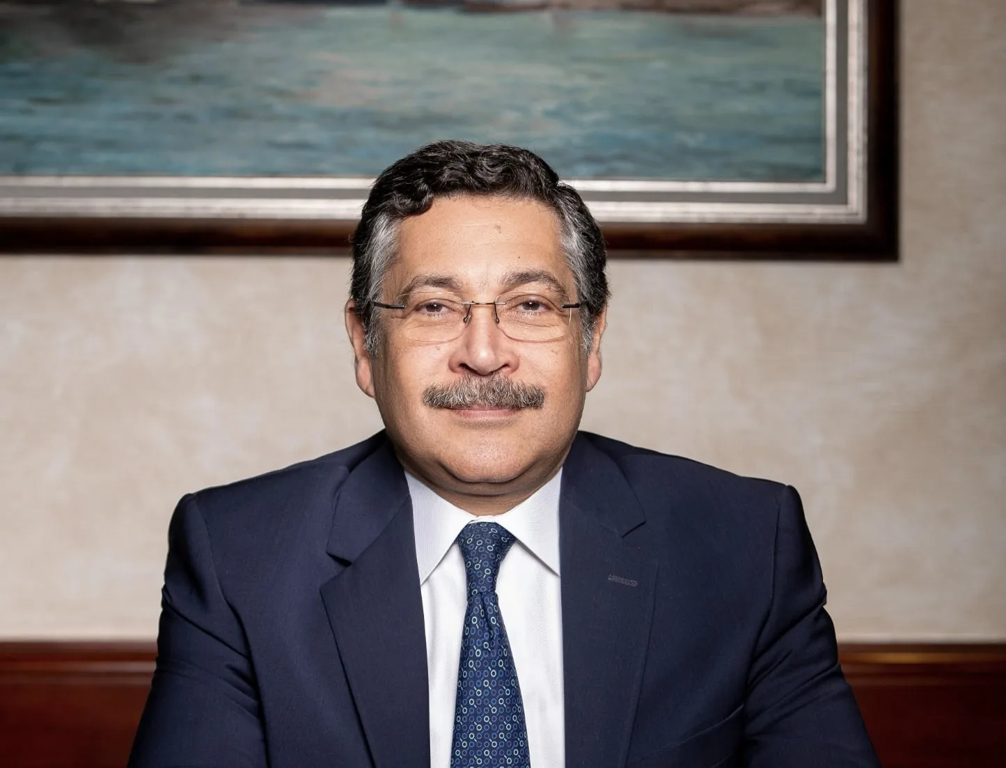 حسن غانم: زيادة بنسبة 5% في عدد مستخدمي الهاتف المحمول والإنترنت البنكي في بنك التعمير والإسكان