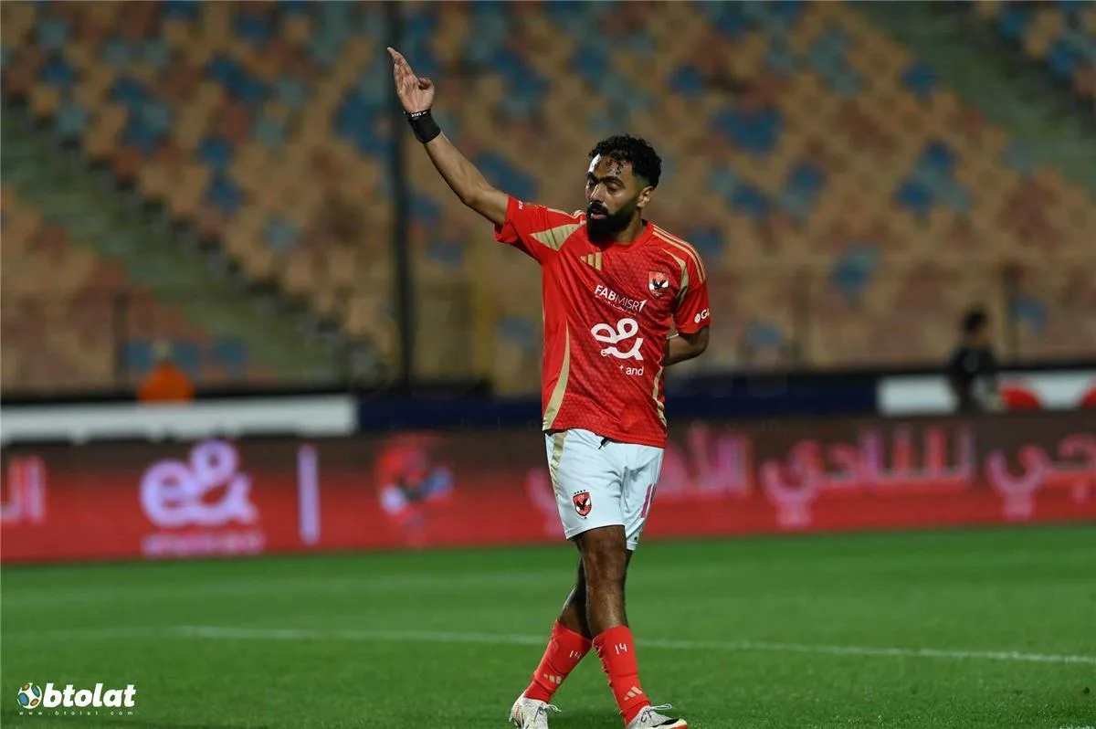 حسين الشحات يتحدث عن مواجهة ليونيل ميسي في كأس العالم للأندية: الأهلي يتحدى المستحيل حسين الشحات يتحدث عن مواجهة ليونيل ميسي في كأس العالم للأندية: الأهلي يتحدى المستحيل