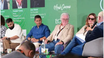 حسين فهمي في مهرجان كان: السينما المصرية تعود إلى التألق.