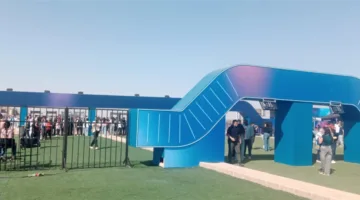 حضور الجماهير لحفل تامر حسني في التجمع الخامس