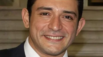 حفيد نوال الدجوي يتوفى في ظروف غامضة بعد ساعات من عودته من أوروبا