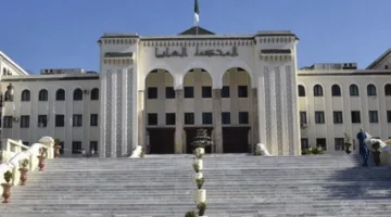 حكم بالسجن 10 سنوات بتهمة الفساد على شخصيات جزائرية تطلعت للترشح للرئاسة في 2024