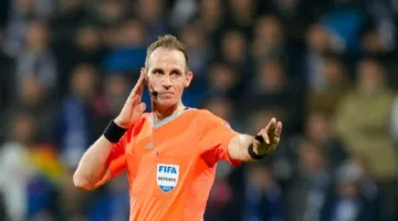 حكم مباراة سان جيرمان وأرسنال متّهم بالتلاعب بالنتائج