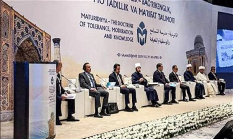 حكماء المسلمين: تعزيز التفاهم والسلام ووقف النزاعات أساسيات لتحقيق التقدم والازدهار. حكماء المسلمين: تعزيز التفاهم والسلام ووقف النزاعات أساسيات لتحقيق التقدم والازدهار.