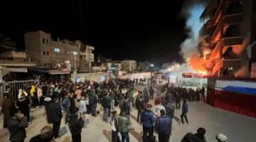 حكومة غزة تستنكر هجوم إسرائيل على مستشفى ناصر وتطالبت بتحقيق دولي عاجل.