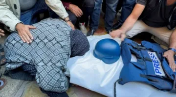 حكومة غزة: زيادة عدد الصحفيين الذين استشهدوا في القطاع إلى 220