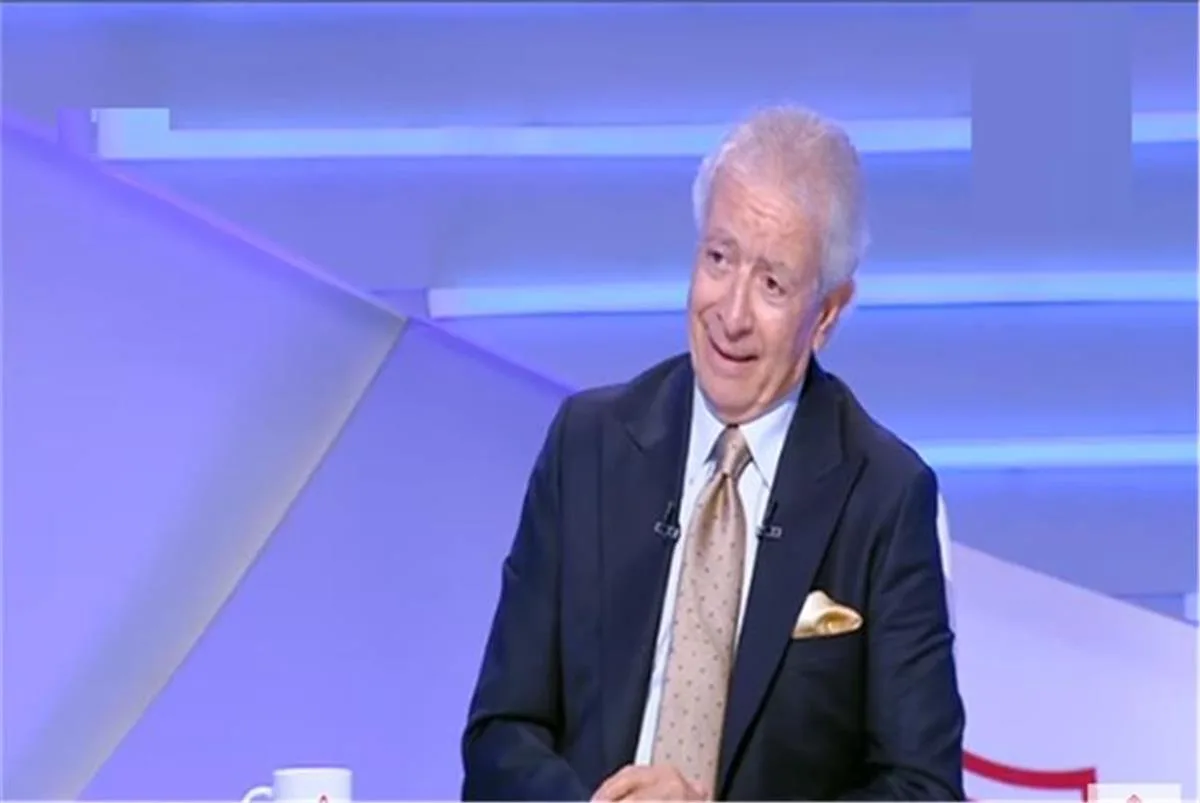 حلمي طولان: عبد الله السعيد لم يخرج عن طاعة الزمالك.. وعضو في الإدارة تسبب في تعقيد تجديد عقده. حلمي طولان: عبد الله السعيد لم يخرج عن طاعة الزمالك.. وعضو في الإدارة تسبب في تعقيد تجديد عقده.