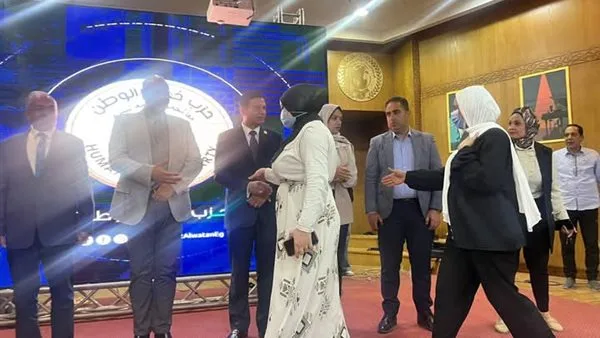 «حماة الوطن» في القليوبية تقدم أجهزة كهربائية لأكثر من 150 عروسة بحضور المحافظ (صور) «حماة الوطن» في القليوبية تقدم أجهزة كهربائية لأكثر من 150 عروسة بحضور المحافظ (صور)