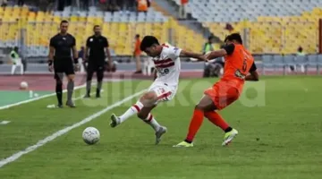 حمادة القلاوي يدير مباراة الزمالك وفاركو.. والشناوي في غرفة VAR
