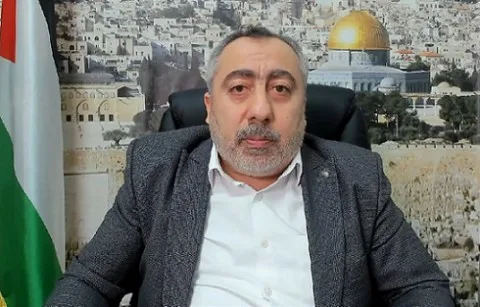 حماس تبدأ مفاوضات غير مباشرة مع وفد إسرائيلي في الدوحة دون شروط مسبقة، بوساطة من مصر وقطر، وتعتبر أنه من السابق لأوانه الحديث عن تفاؤل بشأن تحقيق تقدم. حماس تبدأ مفاوضات غير مباشرة مع وفد إسرائيلي في الدوحة دون شروط مسبقة، بوساطة من مصر وقطر، وتعتبر أنه من السابق لأوانه الحديث عن تفاؤل بشأن تحقيق تقدم.
