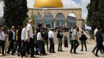 حماس تندد بنداءات الحاخامات الإسرائيليين لتعزيز الاقتحامات إلى المسجد الأقصى