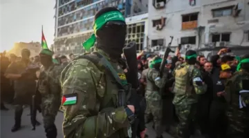 حماس تتهم الاحتلال الإسرائيلي بالمسؤولية عن مجازر جباليا وتطالب باتخاذ موقف عربي ودولي قوي.