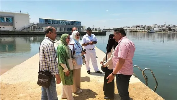 حملة تفتيش على المنشآت المطلة على بحيرة التمساح بالإسماعيلية لتقليل التلوث البيئي
