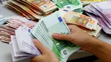 حملة شاملة في المطارات المغربية لمكافحة تهريب العملات إلى تركيا