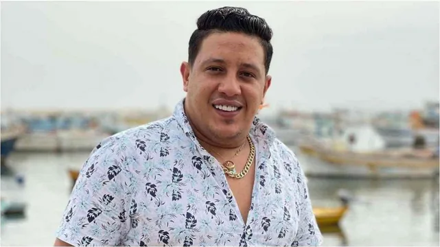 حمو بيكا في السجن: غرامة وفوضى على السوشيال ميديا مع جمهور يتصارع! حمو بيكا في السجن: غرامة وفوضى على السوشيال ميديا مع جمهور يتصارع!
