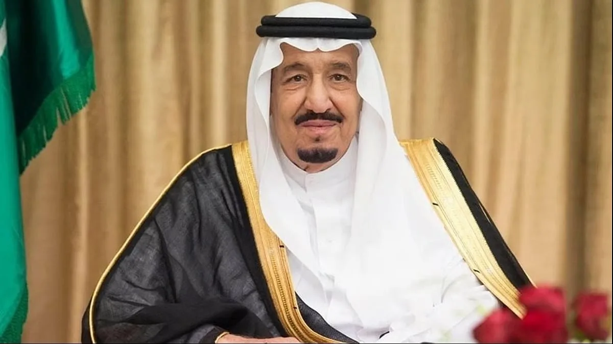 خادم الحرمين يأمر باستقبال 1000 حاج وحاجة من عائلات الشهداء والأسرى والجرحى الفلسطينيين. خادم الحرمين يأمر باستقبال 1000 حاج وحاجة من عائلات الشهداء والأسرى والجرحى الفلسطينيين.