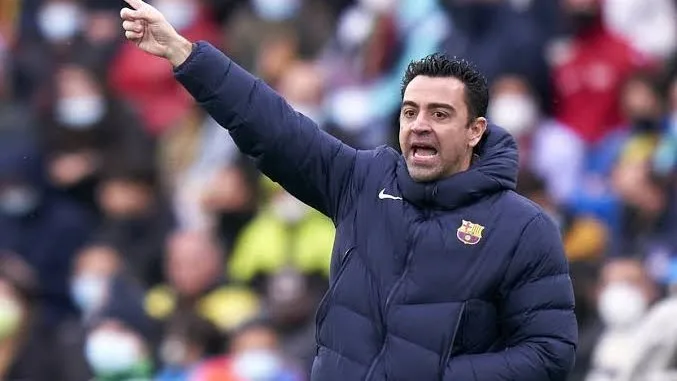 خاص| تشافي يرفض عرضين عربيين.. وهذا موقفه من تدريب الهلال