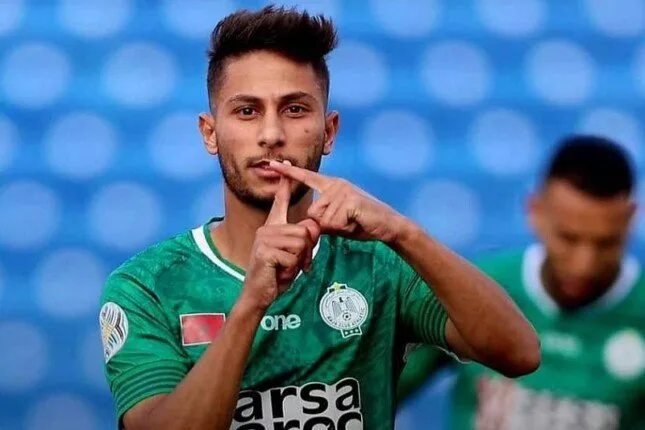 خاص: طلبات الجزائري يسري بوزوق للانتقال إلى الزمالك خاص: طلبات الجزائري يسري بوزوق للانتقال إلى الزمالك