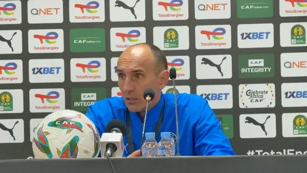 خاص.. موقف يورتشيتش من تمديد عقده مع بيراميدز