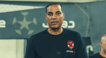 خالد بيبو: نجم الأهلي يتجنب تمديد عقده