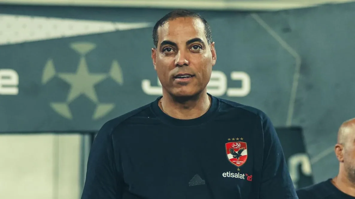 خالد بيبو: نجم الأهلي يتجنب تمديد عقده