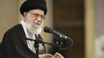 خامنئي يت doubt في إمكانية تحقيق نتائج من المحادثات مع الولايات المتحدة