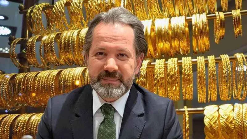 خبير تركي يهدئ المخاوف: لا تتأسفوا إذا فاتتكم فرصة شراء الذهب.. فرصة جديدة في الطريق! خبير تركي يهدئ المخاوف: لا تتأسفوا إذا فاتتكم فرصة شراء الذهب.. فرصة جديدة في الطريق!