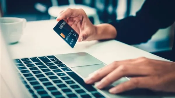 خبير تكنولوجيا المعلومات يشرح كيفية حماية بيانات الحسابات البنكية من السرقة خبير تكنولوجيا المعلومات يشرح كيفية حماية بيانات الحسابات البنكية من السرقة