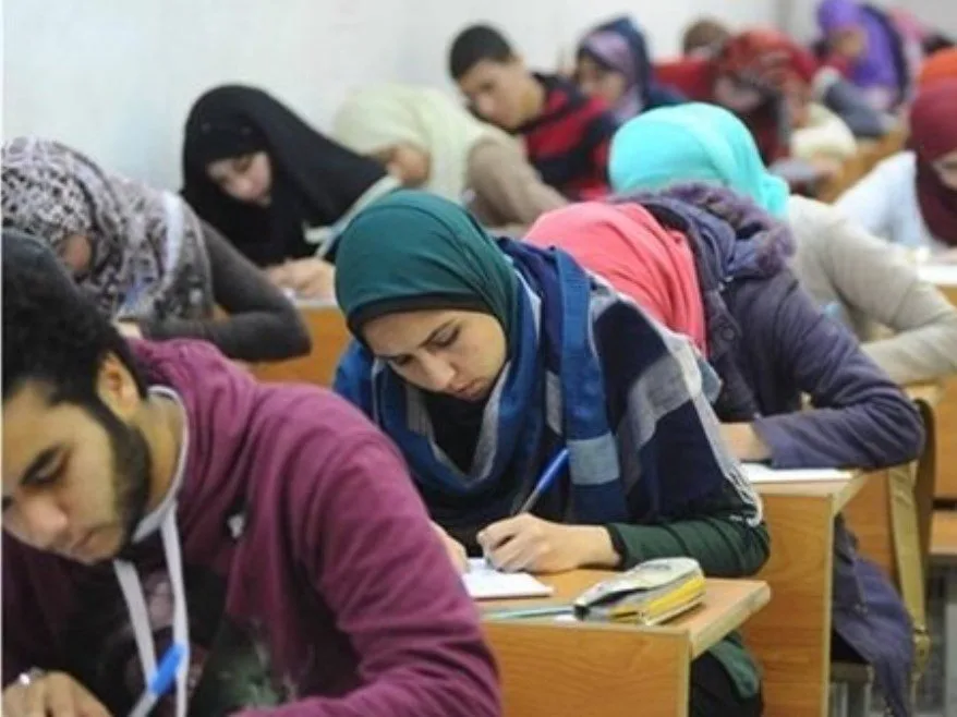 خصم 600 جنيه من مكافأة الامتحانات 2025 يثير النقاش على منصات التواصل الاجتماعي خصم 600 جنيه من مكافأة الامتحانات 2025 يثير النقاش على منصات التواصل الاجتماعي
