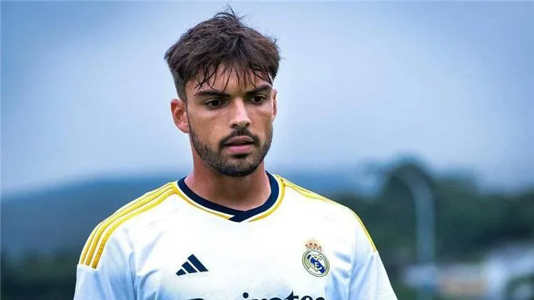 “خضة جديدة”.. لاعب ريال مدريد ملاحق في قضية تتعلق بالتحرش الجنسي “خضة جديدة”.. لاعب ريال مدريد ملاحق في قضية تتعلق بالتحرش الجنسي