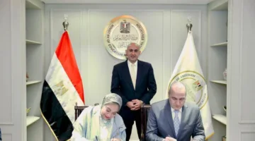 خطة لتحسين مهارات المعلمين في المدارس الرسمية والمدارس اللغوية الرسمية