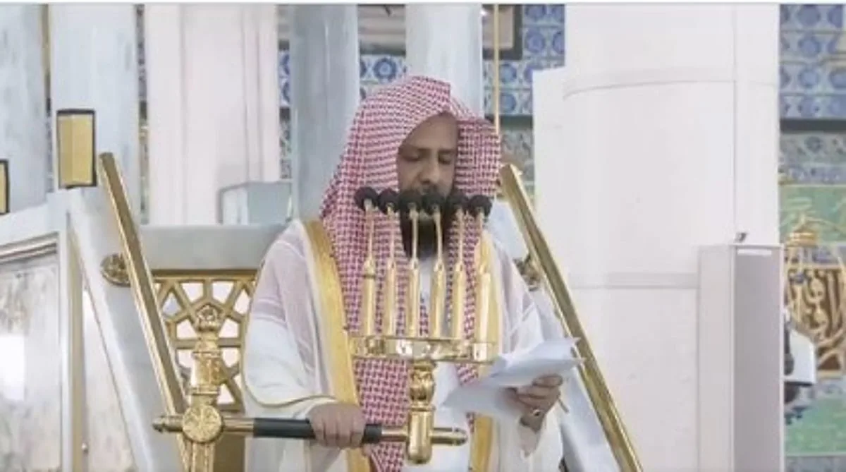 خطيب المسجد النبوي: اللهم أقم دعماً لإخواننا المؤمنين في فلسطين ضد الظالمين المعتدين. خطيب المسجد النبوي: اللهم أقم دعماً لإخواننا المؤمنين في فلسطين ضد الظالمين المعتدين.