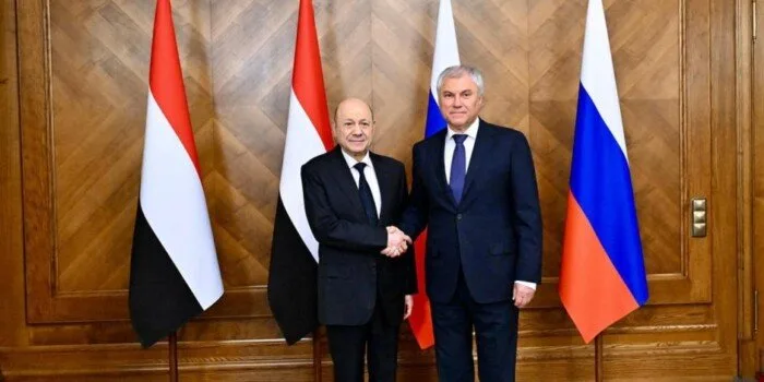 خلال اجتماع رئيس مجلس الدوما.. العليمي: العلاقات التاريخية بين اليمن وروسيا تمتد لأكثر من مائة عام خلال اجتماع رئيس مجلس الدوما.. العليمي: العلاقات التاريخية بين اليمن وروسيا تمتد لأكثر من مائة عام