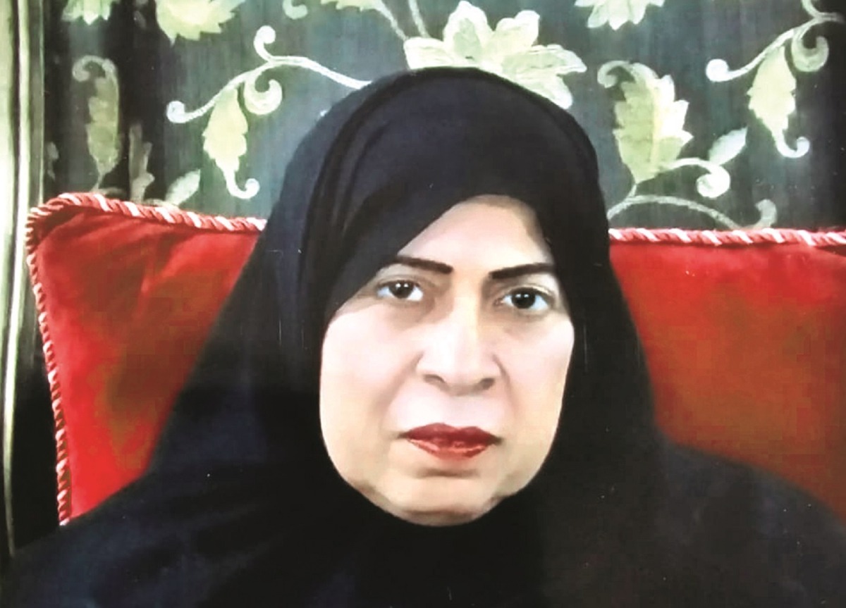 خلال دراسة أكاديمية في إيران تناولت شعر د. زكية مال الله العيسى: الشعر القطري المعاصر يزخر بأسماء مبدعة