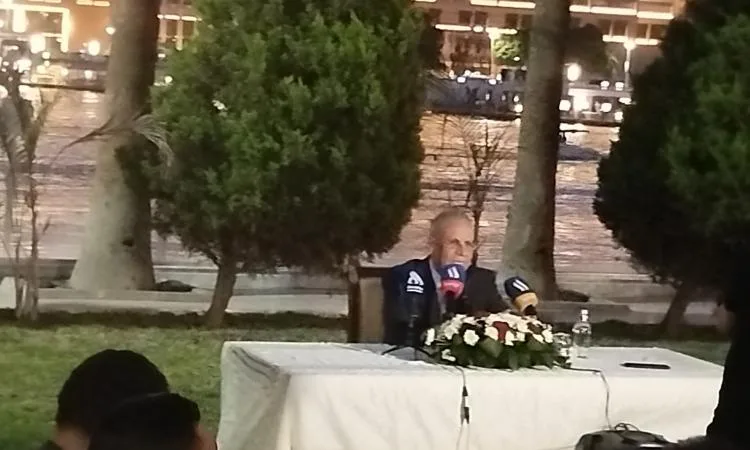 خلف: العراق حريصا على أن يكون الرئيس السيسي على رأس الحاضرين للقمة العربية