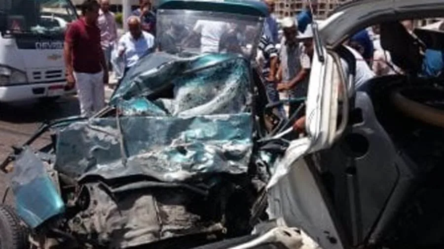 خمسة مصابين جراء انقلاب سيارة على طريق مرسى علم شرق أسوان خمسة مصابين جراء انقلاب سيارة على طريق مرسى علم شرق أسوان