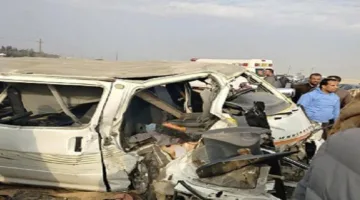 دماء على الطريق.. 13 إصابة نتيجة حادث تصادم في الطريق الصحراوي