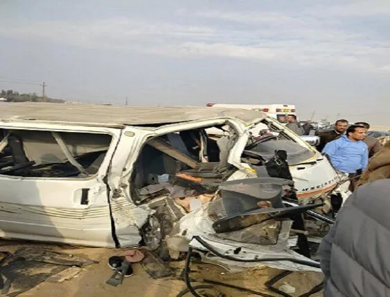 دماء على الطريق.. 13 إصابة نتيجة حادث تصادم في الطريق الصحراوي دماء على الطريق.. 13 إصابة نتيجة حادث تصادم في الطريق الصحراوي