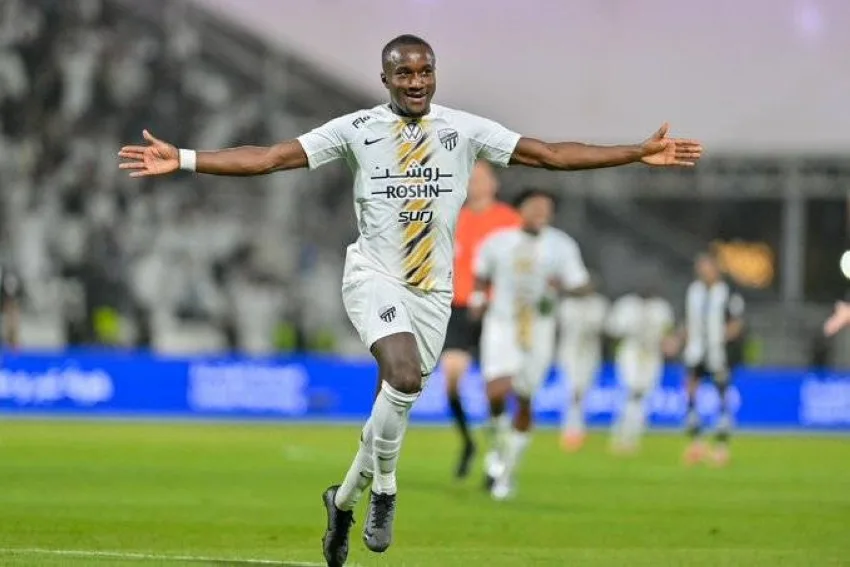 ديابي يسجل إنجازين تاريخيين في الدوري خلال مباراة واحدة ديابي يسجل إنجازين تاريخيين في الدوري خلال مباراة واحدة