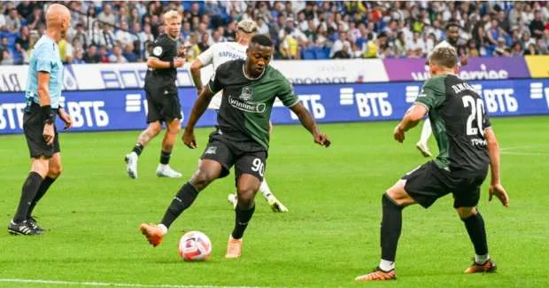 دينامو كييف يفوز ببطولة الدوري الأوكراني.. وأبردين يحقق كأس اسكتلندا.