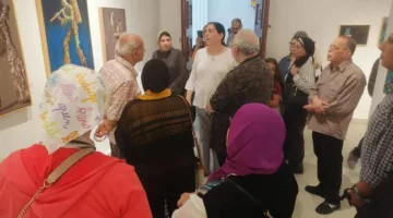 “ذاكرة الحلوى”.. 80 عملًا فنيًا للفنان الراحل خالد فاروق