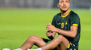 رأي محمد شريف حول الاستمرار مع الخليج