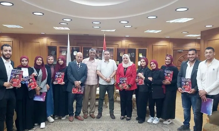 “رؤية فريدة وإبداع في الملاعب”.. 3 مشاريع تخرج بارزة لقسم الصحافة بكلية الآداب في كفر الشيخ