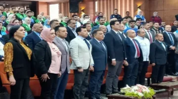 رؤية لتعزيز قدرات الشباب وتقدم الرياضة: وزير الشباب ومحافظ الدقهلية يتحدثان مع 3000 شاب في مناقشة شاملة