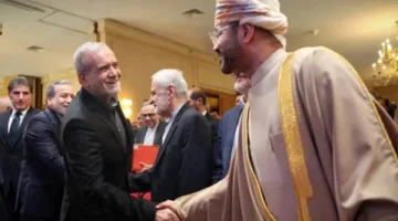 رئيس إيران يتوجه إلى سلطنة عُمان كوسيط بين طهران وواشنطن