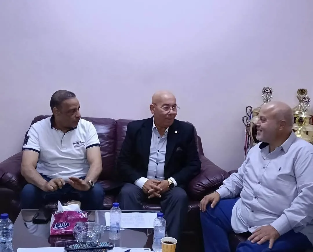 رئيس اتحاد الكاراتيه يلتقي برئيس لجنة المسابقات في الاتحاد العربي رئيس اتحاد الكاراتيه يلتقي برئيس لجنة المسابقات في الاتحاد العربي