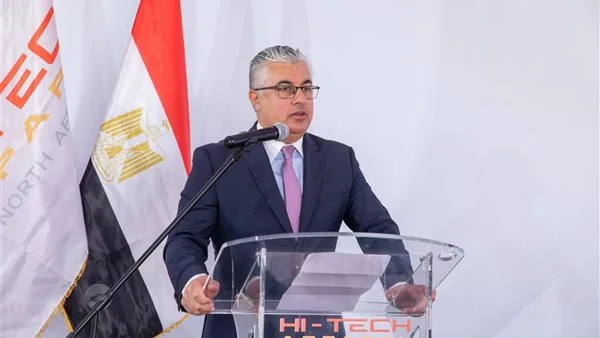 رئيس اقتصادية قناة السويس: 140 مصنعا في المنطقة تحت الإنشاء.. وتمكنا من توطين 100 صناعة